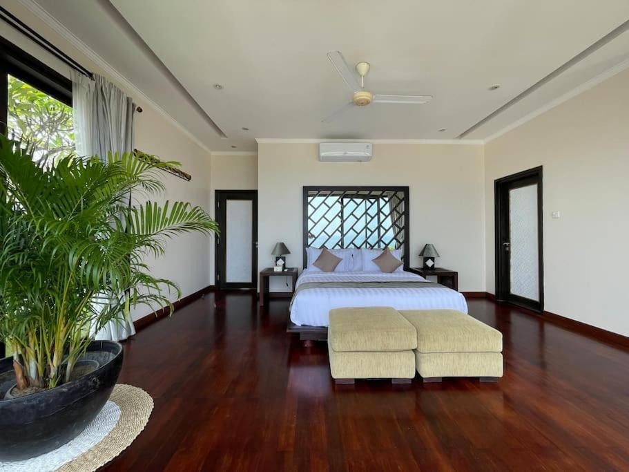 Nusa Dua Ocean View 4 Bedroom Bibi Bali Экстерьер фото